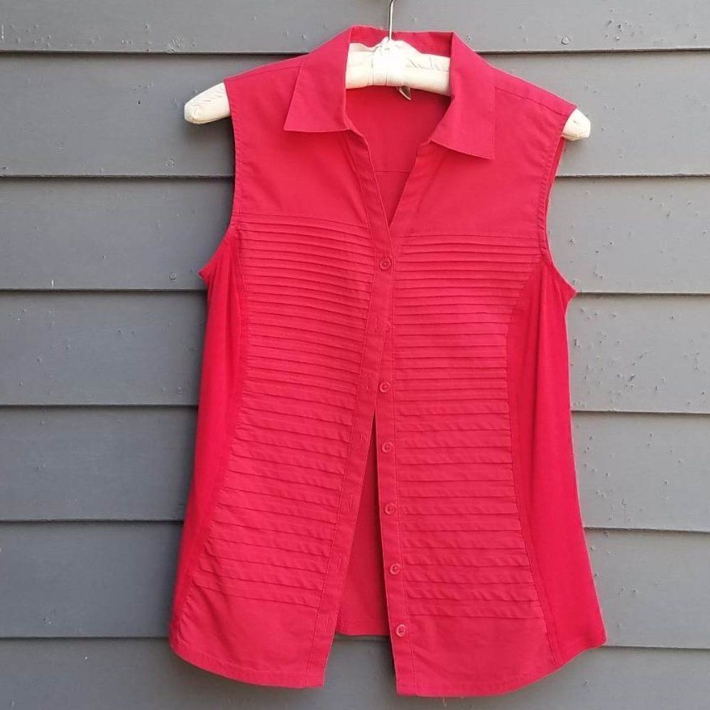 Christopher & Banks Red Sleeveless Button down Size Small